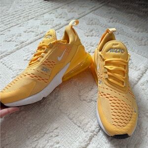 Women’s Nike Air Max 270